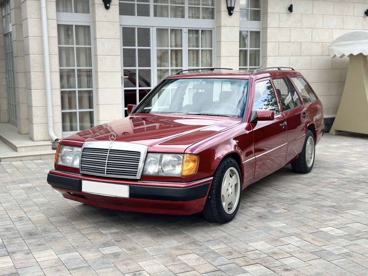 Mercedes-Benz W124 2.3 — фото 3